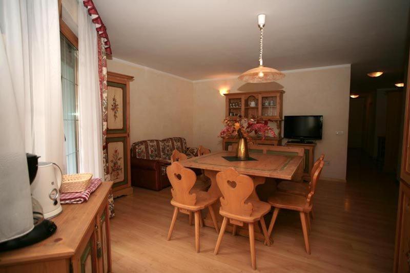 Casa Maurivan Canazei Kültér fotó
