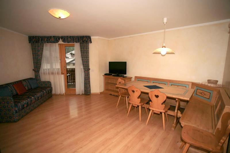 Casa Maurivan Canazei Kültér fotó